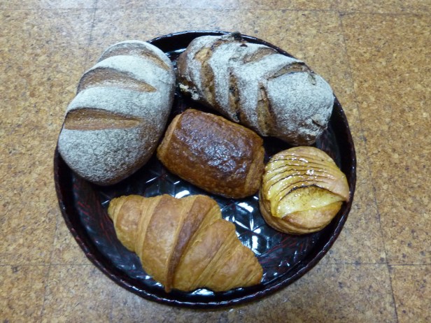 10 - Retour à la boulangerie Le Manu 1