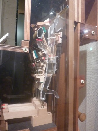 25 - Coupe d'un piano droit