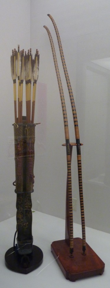 3 - Ancien arc et flèches de samouraï