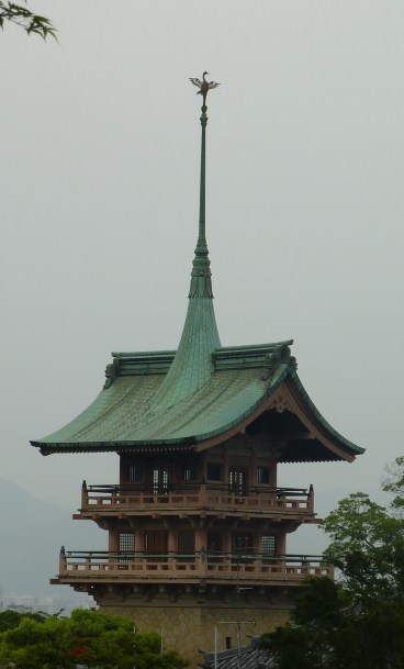3 - Une des nombreuses pagodes de Kyoto
