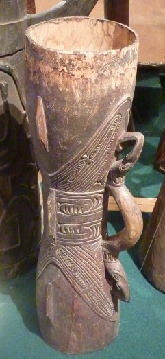 35 - Kundo de Papouasie Nouvelle-Guinée