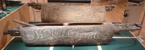 36 - Garamut de Papouasie Nouvelle-Guinée