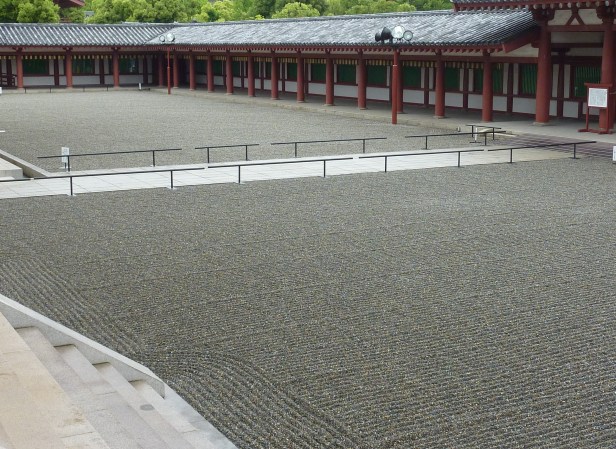 5 - A l'intérieur de l'enceinte de la pagode