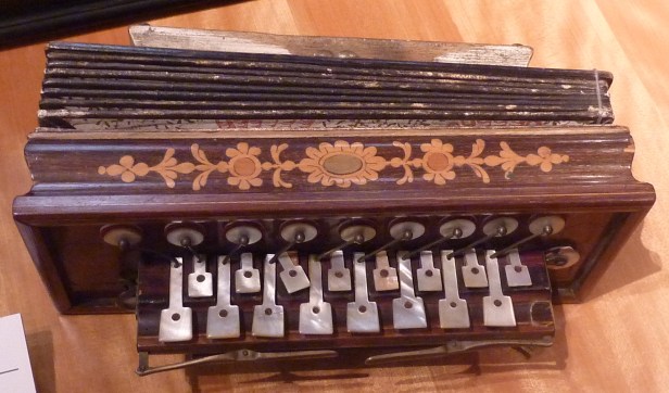 50 - Flutina fabriquée par Busson à Paris au 19°