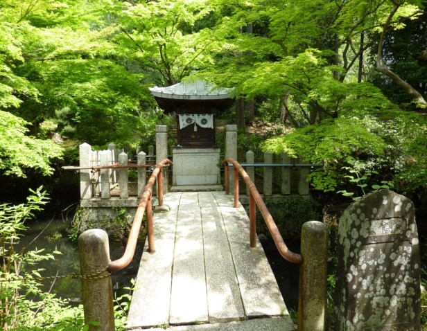 6 - Petit jinja du Tennozan