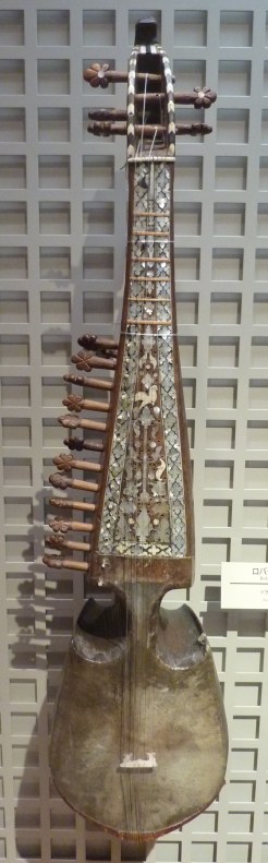 69 - Robab d'Iran