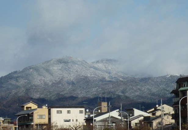 2 - Petite neige sur les collines d'Higashi-yama